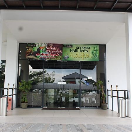 Tribeca Suites Kuching Luaran gambar