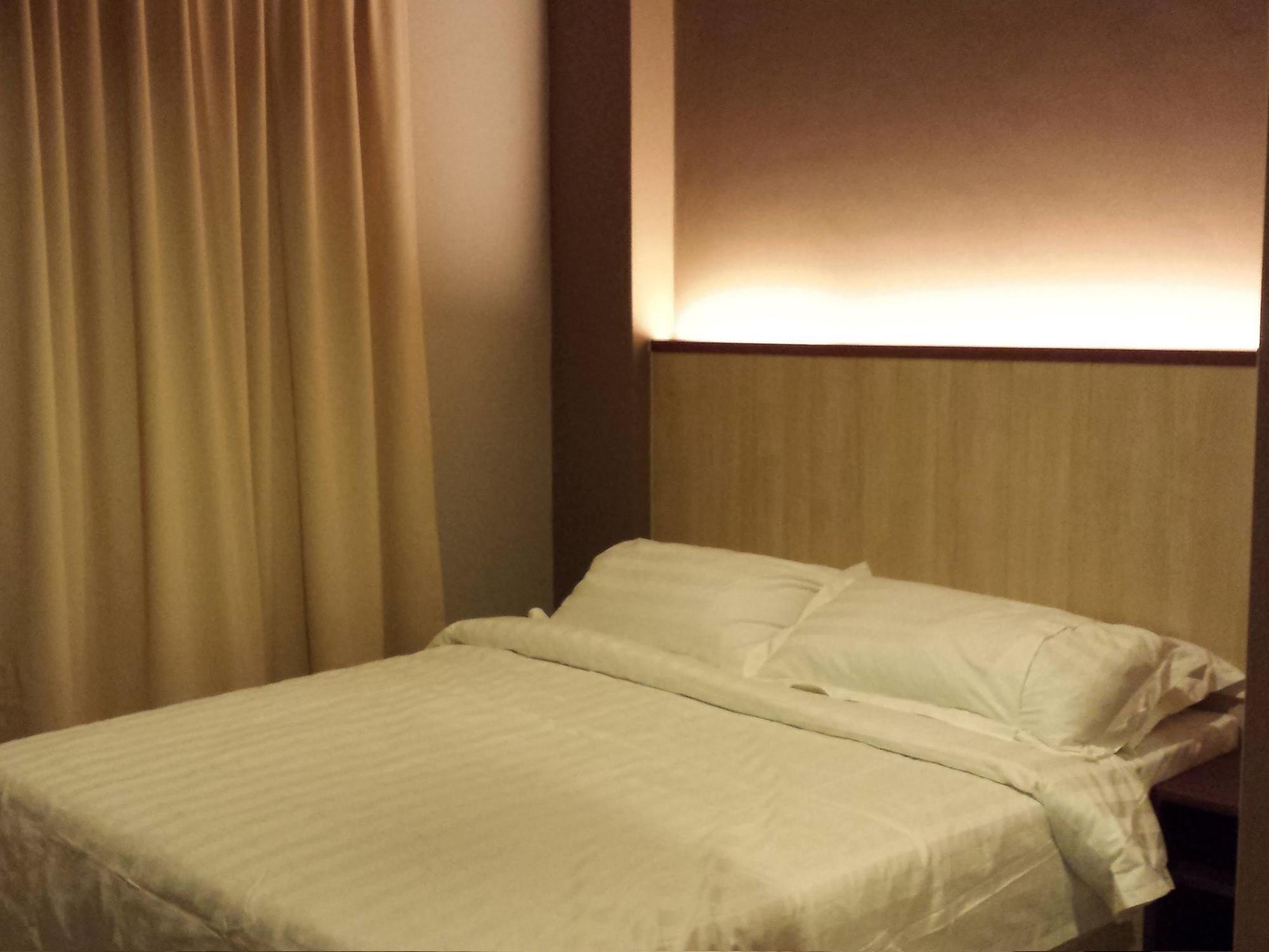 Tribeca Suites Kuching Luaran gambar