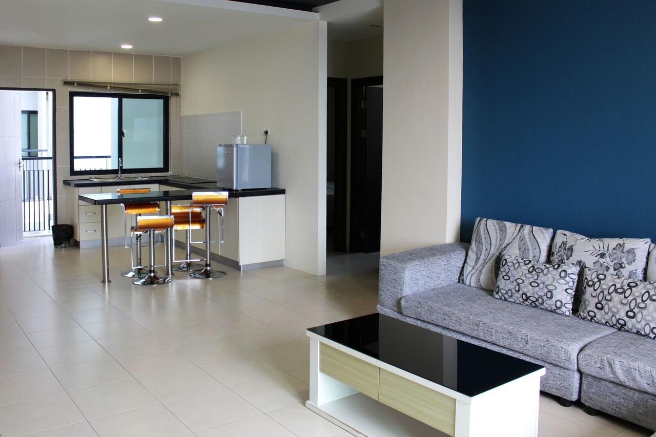 Tribeca Suites Kuching Luaran gambar