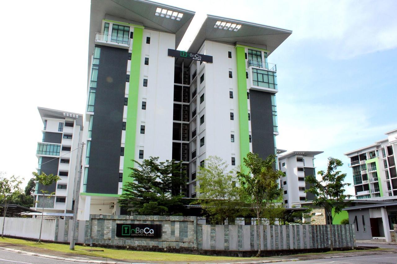 Tribeca Suites Kuching Luaran gambar