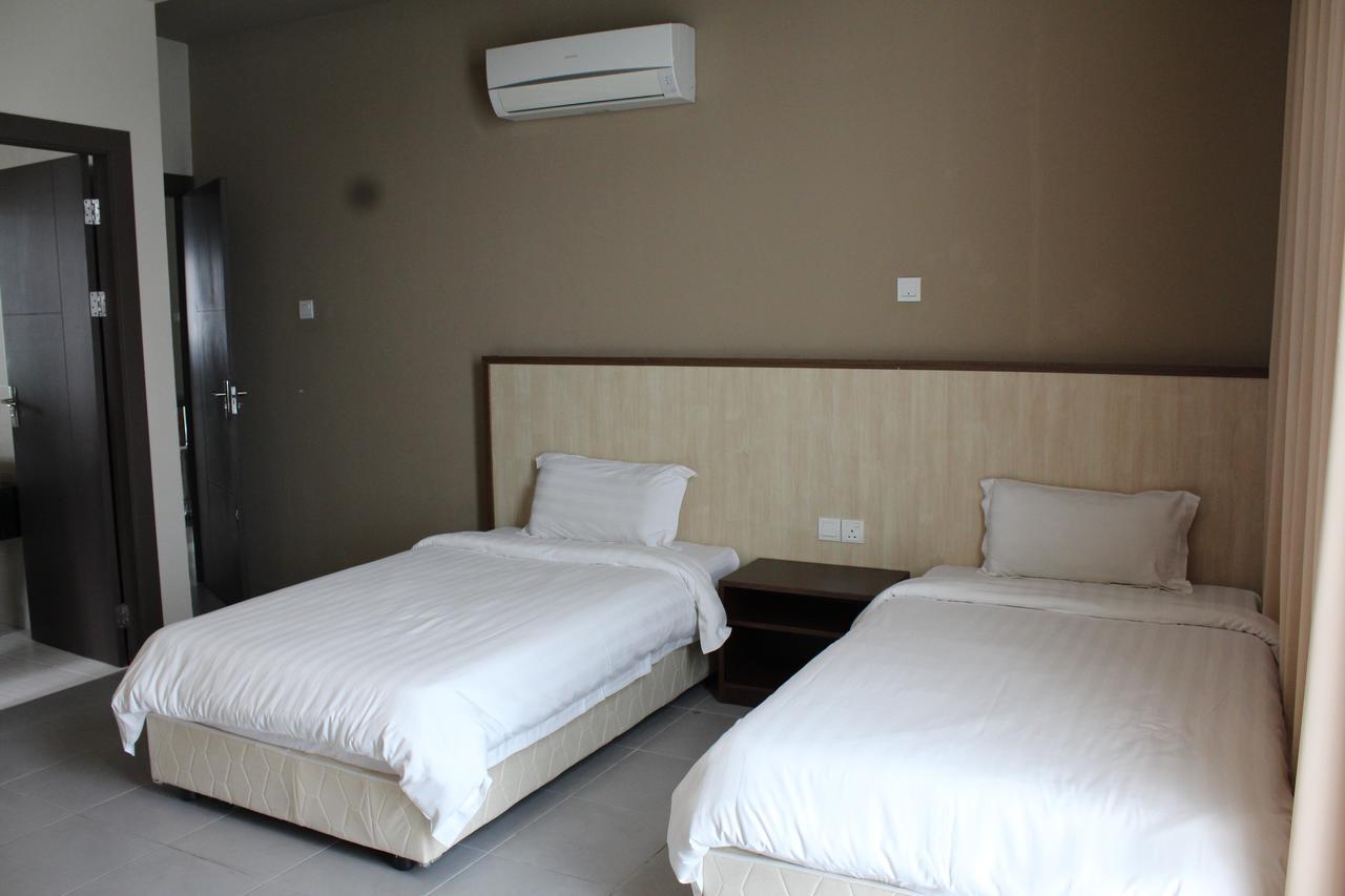 Tribeca Suites Kuching Luaran gambar